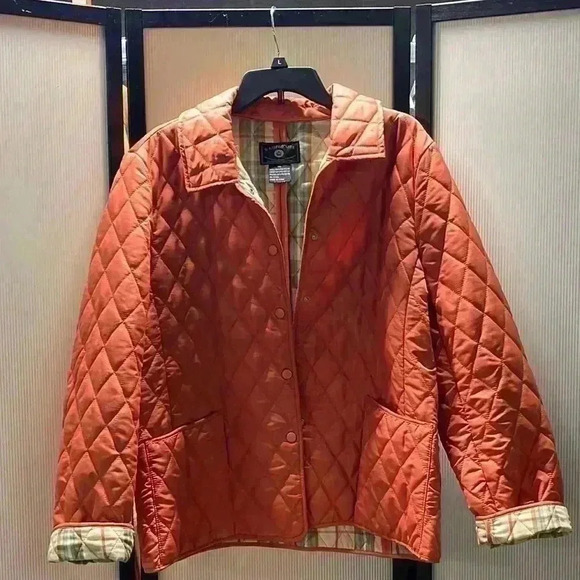 Women’s quilted jacket. Size extra large.. look at those fall colors. - Picture 1 of 7